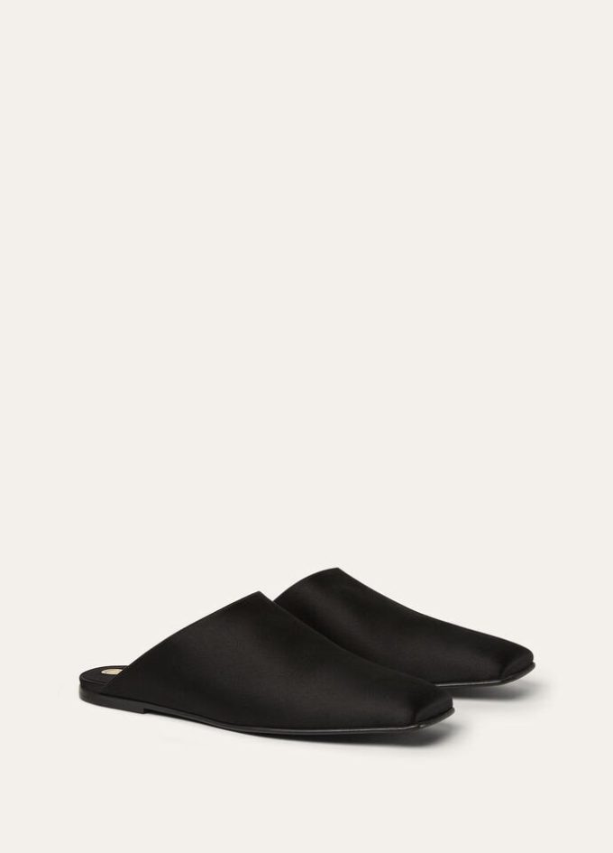 Alba Flat Mule