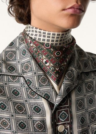 Chustka Chaco Border 60 x 60