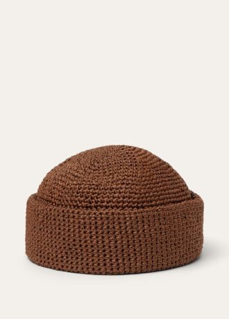 Doroteo Hat