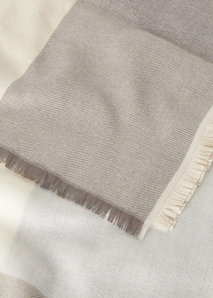 Foulard Quadrilatero del Silenzio 90×90 Foulard Quadrilatero del Silenzio 90×90
