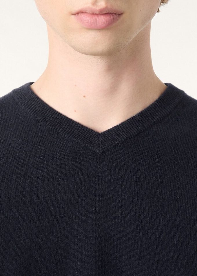 Klasyczny sweter Klasyczny sweter