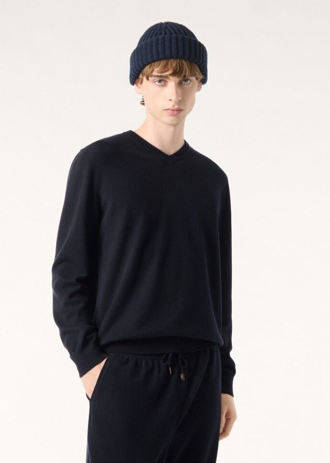 Klasyczny sweter Klasyczny sweter