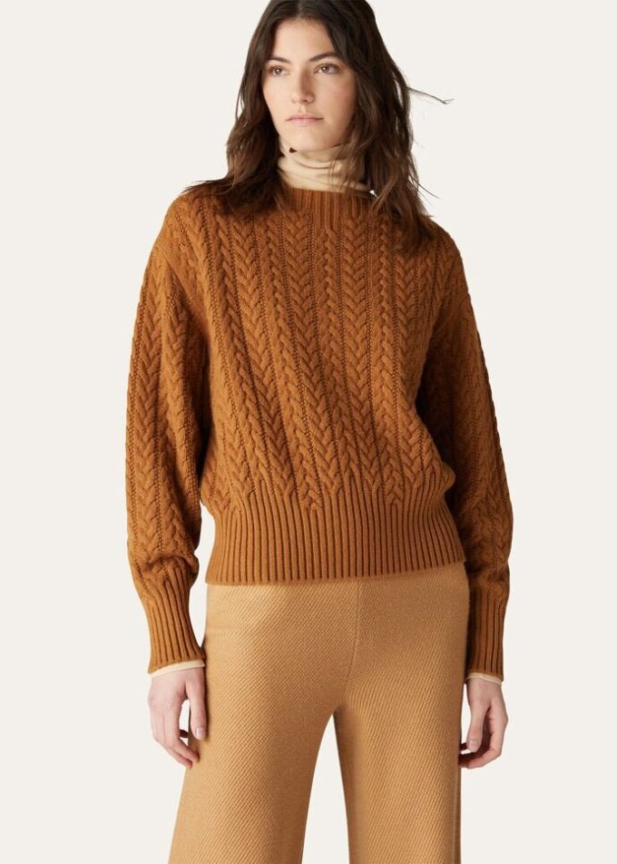 Sweter z dekoltem łódkowym
