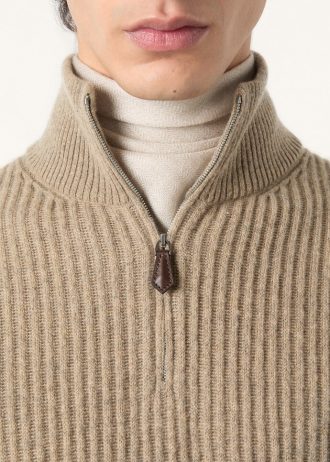 Sweter z platanem