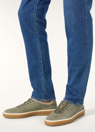 tenisowe buty do chodzenia 1 19 330x459 - Tenisowe buty do chodzenia